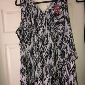 Black and white flowy blouse